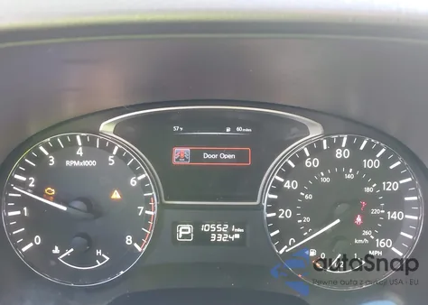 2015 Nissan Pathfinder S z USA, uszkodzony, nr VIN 5N1AR2MN0FC648582